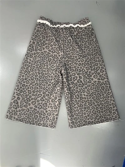 Wholesale OEM Cotton Shorts Grey Leopard Print Ruffled Culottes Elastic Waist Wide Leg Kornit DTG Print
